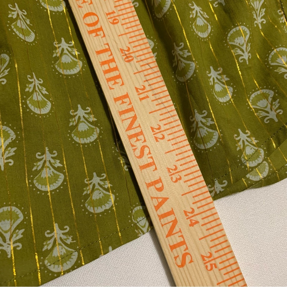 THML Olive Green Smocked Floral Short Sleeve Top - Picture 12 of 13